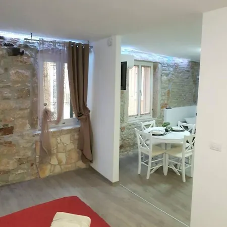 Apartment House Batisacco